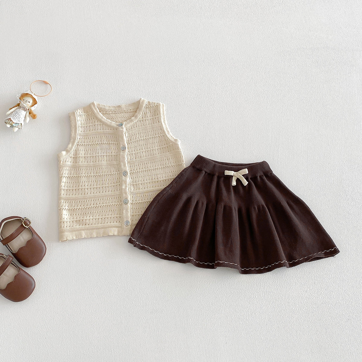 Simple Sleeveless Knitwear Set for Babies, Summer Casual and Versatile Vest and Shorts Two-Piece Set