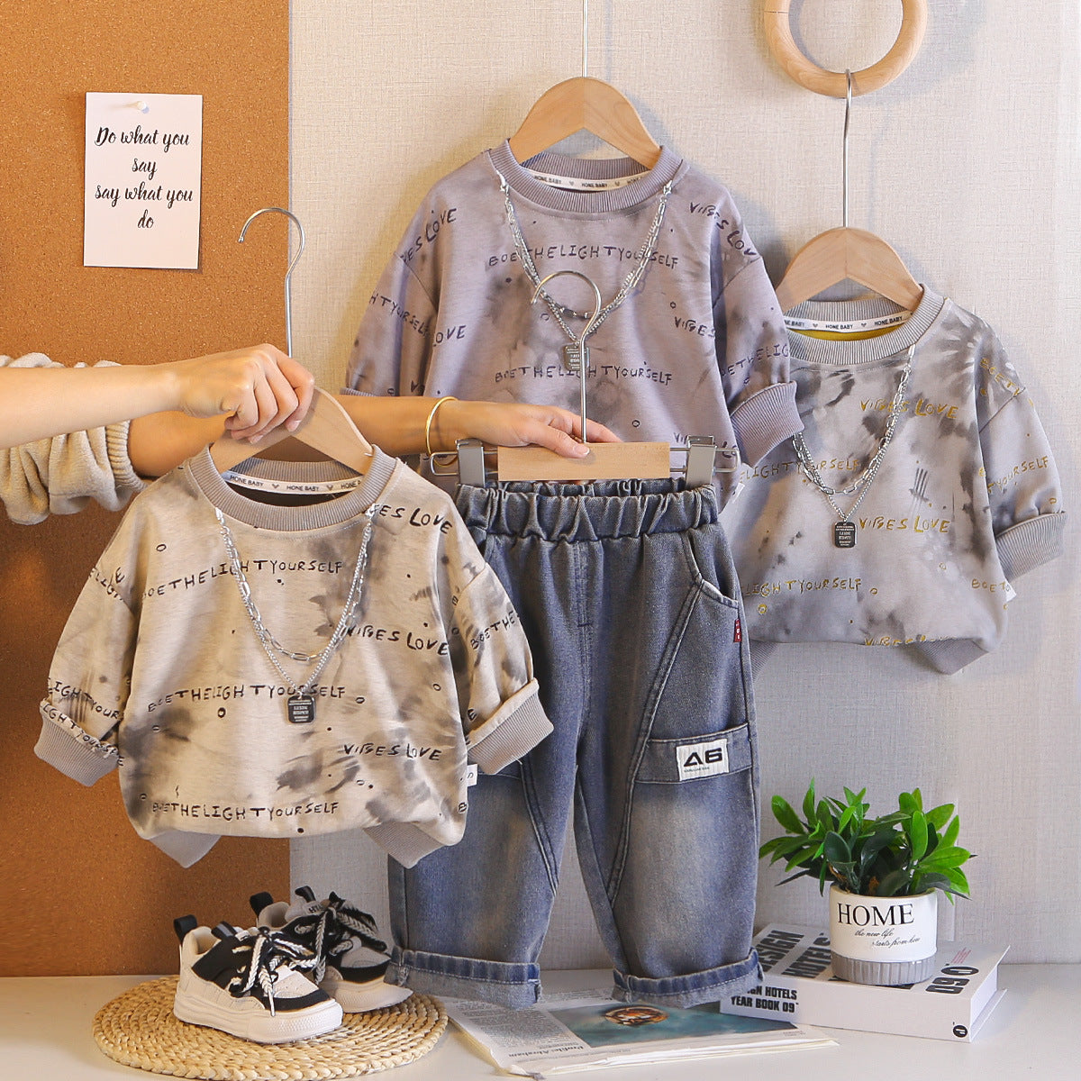 Letter hoodie long sleeved two-piece set for babies and children